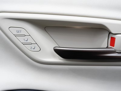 2024 Toyota CROWN CROSSOVER — миниатюра 12
