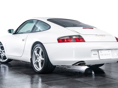 PORSCHE 911 - 8