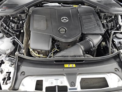 MERCEDES-BENZ E-CLASS - 7