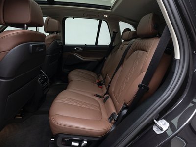 2022 BMW X5 — миниатюра 13