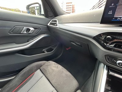 صورة مصغرة 146 لـ 2025 BMW 3 SERIES