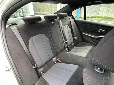 صورة مصغرة 21 لـ 2025 BMW 3 SERIES