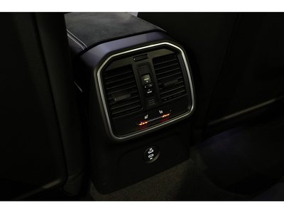 صورة مصغرة 40 لـ 2023 Porsche MACAN