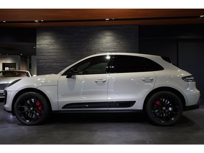 صورة 7 لـ 2023 Porsche MACAN