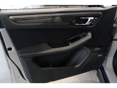 صورة مصغرة 32 لـ 2023 Porsche MACAN