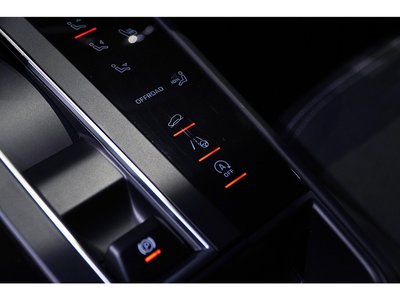 صورة مصغرة 39 لـ 2023 Porsche MACAN
