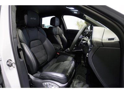 صورة مصغرة 14 لـ 2023 Porsche MACAN