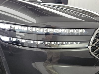2025 Genesis G90 (RS4) photo 9