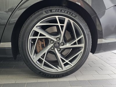 2025 Genesis G90 (RS4) photo 8
