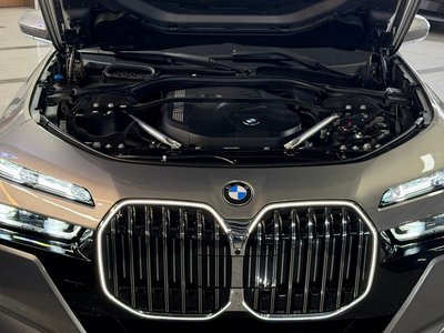 BMW 7 SERIES - 7