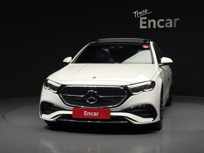 MERCEDES-BENZ E-CLASS - 2