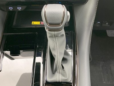 صورة مصغرة 25 لـ 2024 Toyota ALPHARD