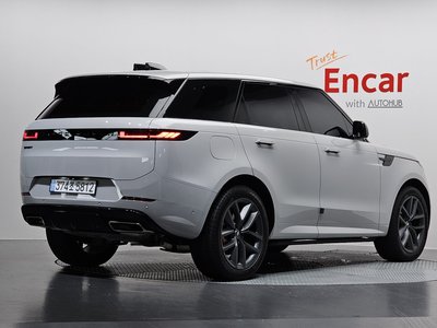 2025 LAND Rover RANGE ROVER SPORT — фото 3