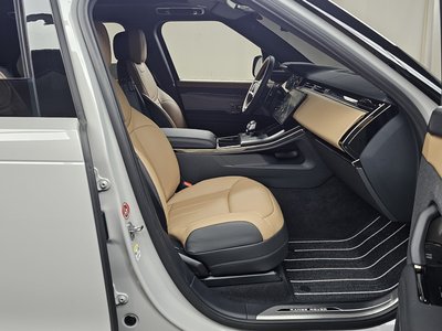 2025 LAND Rover RANGE ROVER SPORT thumbnail 16