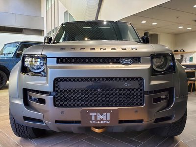 LAND ROVER DEFENDER - 5