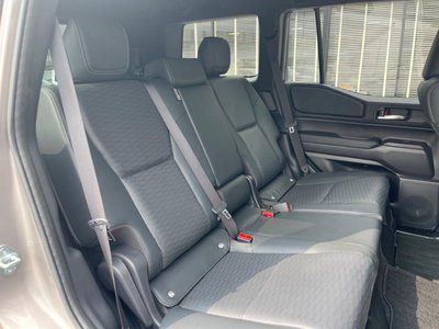 2024 Toyota LAND CRUISER 250 — миниатюра 13