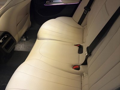 MERCEDES-BENZ E-CLASS - 8