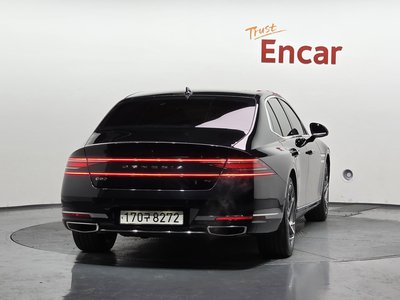 صورة 4 لـ 2022 Genesis G90 (RS4)