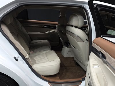 2021 Genesis G90 缩略图 18