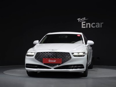 صورة 2 لـ 2021 Genesis G90
