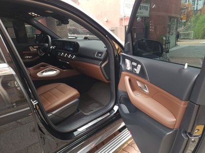 صورة 5 لـ 2025 Mercedes-BENZ GLS
