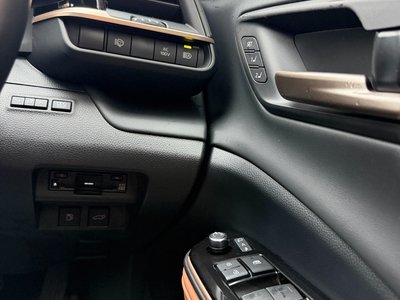 2024 Toyota CROWN SPORT — миниатюра 13