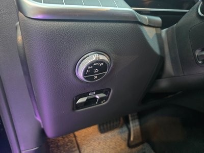 2024 Mercedes-BENZ GLC — миниатюра 13