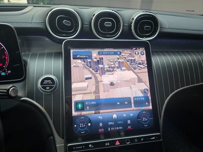 2024 Mercedes-BENZ GLC — миниатюра 14
