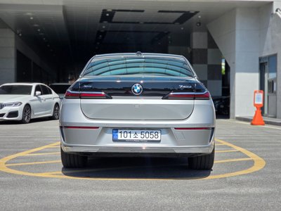 BMW 7 SERIES - 6