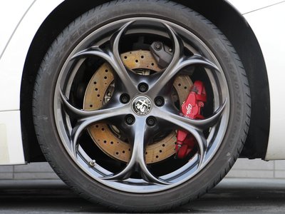 2019 ALFA Romeo JULIA 照片 10