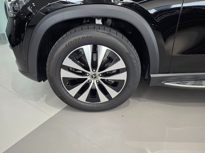 صورة 6 لـ 2025 Mercedes-BENZ GLE