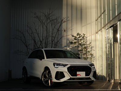 AUDI RS Q3 - 2