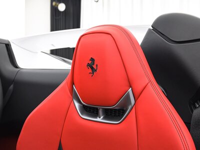 2025 Ferrari 296 GTS 缩略图 17