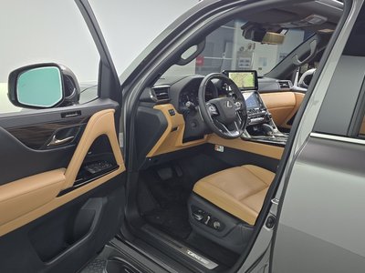 صورة 10 لـ 2026 Lexus LX