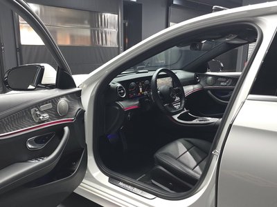MERCEDES-BENZ E-CLASS - 10