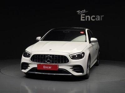 MERCEDES-BENZ E-CLASS - 2