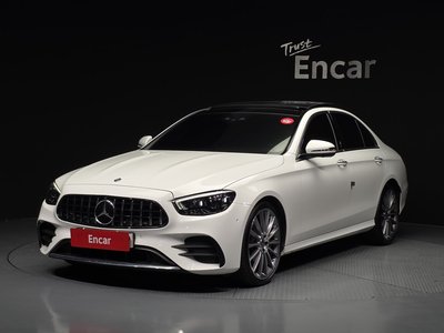 MERCEDES-BENZ E-CLASS - 1