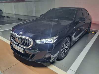 BMW 5 SERIES - 5