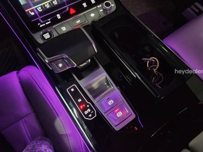 2023 AUDI A8 — миниатюра 12