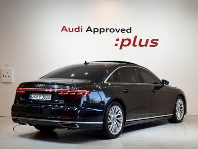AUDI A8 - 5