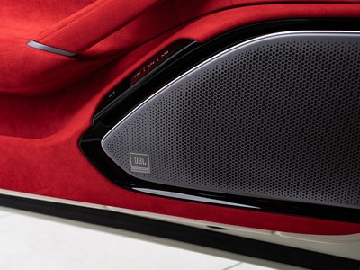 2025 Ferrari ROMA SPIDER thumbnail 34