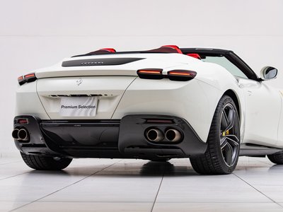 2025 Ferrari ROMA SPIDER thumbnail 49
