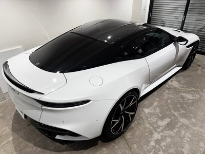 ASTON MARTIN DBS SUPERLEGGERA - 6