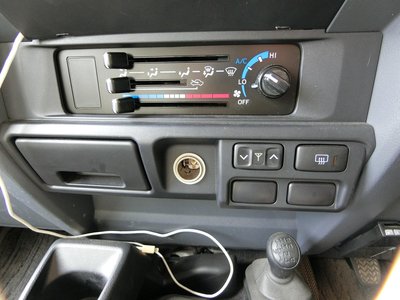 2014 Toyota LAND CRUISER 70 — миниатюра 29