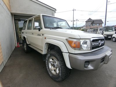 2014 Toyota LAND CRUISER 70 — миниатюра 36