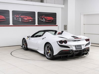 صورة 8 لـ 2022 FERRARI F8 SPIDER