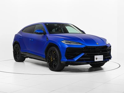 LAMBORGHINI URUS - 1