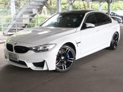 BMW M3 SEDAN - 1