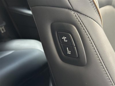 صورة 23 لـ 2023 Toyota CROWN SPORT