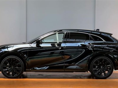 صورة 8 لـ 2023 Toyota CROWN SPORT